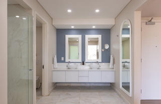 Non Sea Facing Suite bathroom