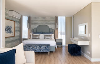Partial Sea Facing Suite bed 