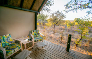 Wilderness Chalet Deck - Masuwe Lodge