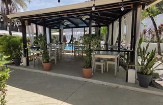 Lower restaurant and breakfast