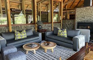 Rhino Post Safari Lodge - Lounge