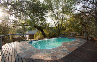 Rhino Post Safari Lodge - Pool