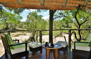 Rhino Post Safari Lodge - Bush Suites 