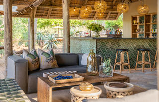 Bar seating area 