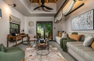 Luxury Suite Lounge Area