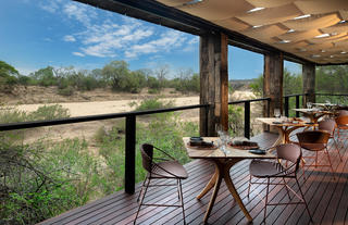 Ngala Tented Camp dining area