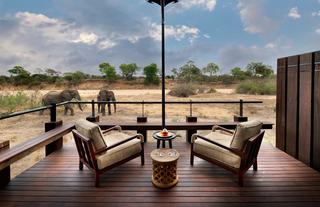 Ngala Tented Camp viewing deck