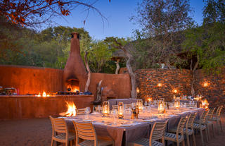 Lelapa Lodge  - Boma dining