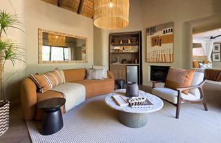 Suite Lounge