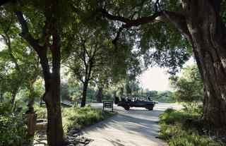 Lion Sands River Lodge -  Entrance