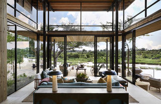 Lion Sands Ivory Lodge - Main Lounge