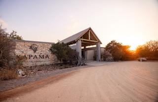 River Lodge Reception