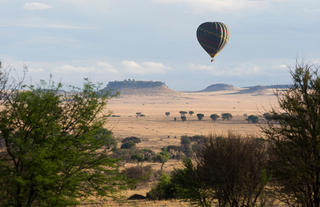 Sayari - Hot air ballooning over the Serengeti