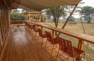 Sayari - Outside viewing deck with seating 