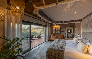 Suite inside