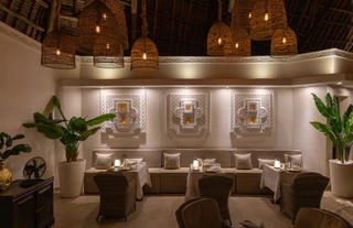 Breezes Dining