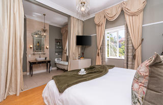 Luxury Room Lion's Head