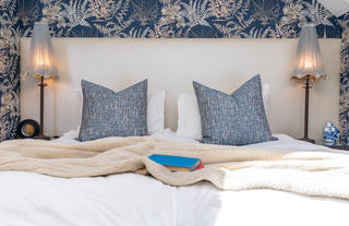 Luxury Room City View