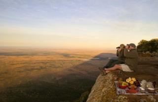 Gaze out over 150km from Eagle Rock