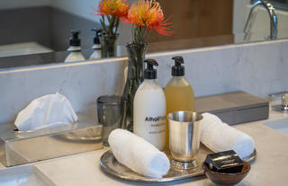 AtholPlace Hotel - bathroom amenities