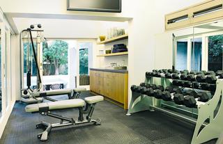 AtholPlace House features a small gym/fitness room