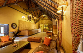 Mabula Game Lodge - Reception & Lounge