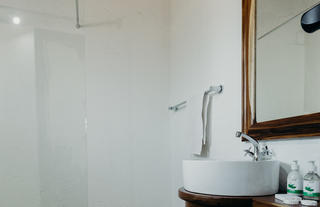 Self-Catering Chalet Bathroom