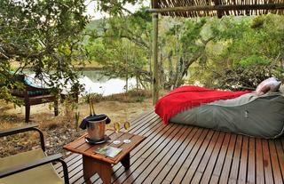Forest Camp, Tent deck