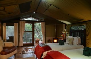 Forest Camp, Tent interior (twin beds)