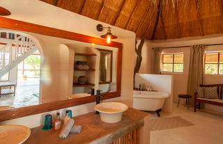Kafunta River Lodge - Luxury Suite
