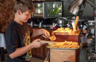 Breakfast at Les Palm Restaurant