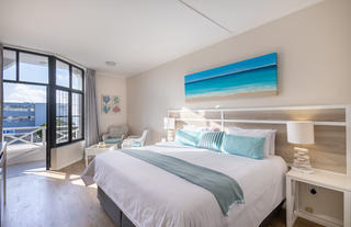 Classic room with balcony