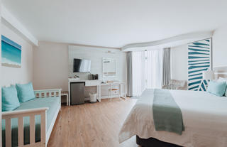Triple Deluxe room