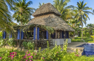 Pool bar
