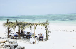 beach lunch