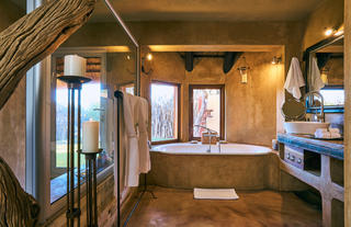  Okonjima---African-Villa---Main-Suite---May-2026