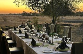 THE HIDE A FRAME DINING AL FRESCO