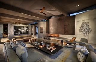 Mapogo Lounge