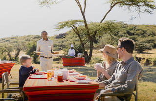 Bush dining