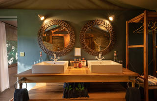 Rekero Camp - Tent Bathroom Vanity