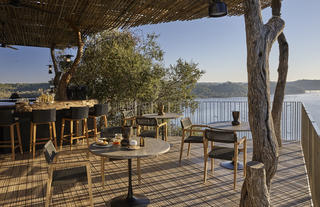 Singita Pamushana Lodge Deck & Bar