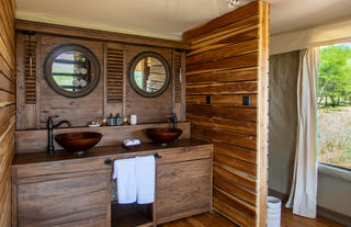 Beautiful bathroom at Cherero Camp
