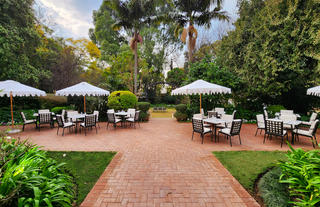 Outside dining @ The Salt Road Houghton