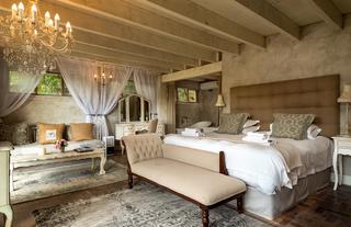Luxury Suite