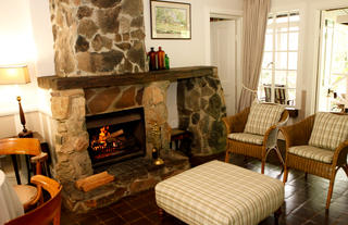 Reilly's Rock Cottage - Lounge