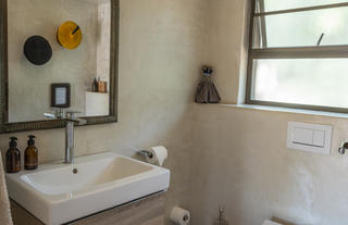 Impala Lily suite ensuite