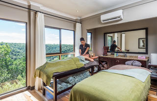 Kariega Main Lodge