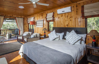 Kariega Main Lodge