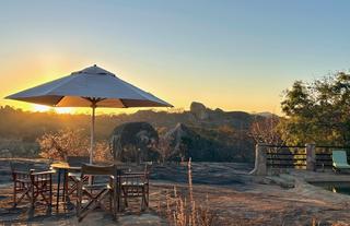 Sunrise over Pool Lapa