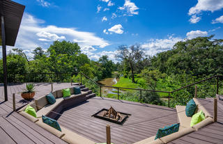 Wallow Lodge, Blue Skies